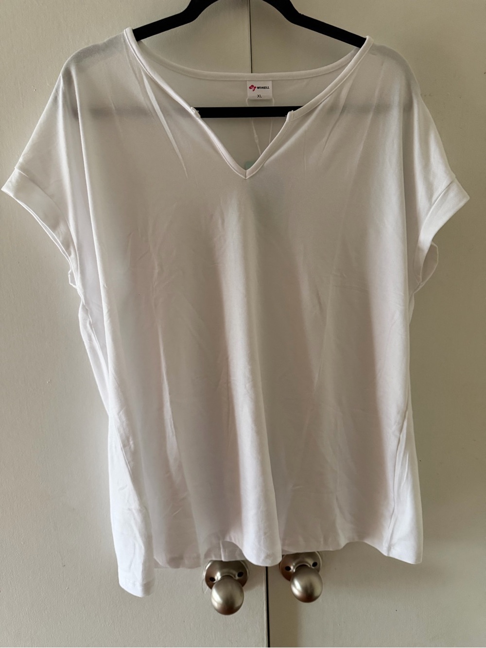 Everyday V-Neck Short Sleeve Tee in White